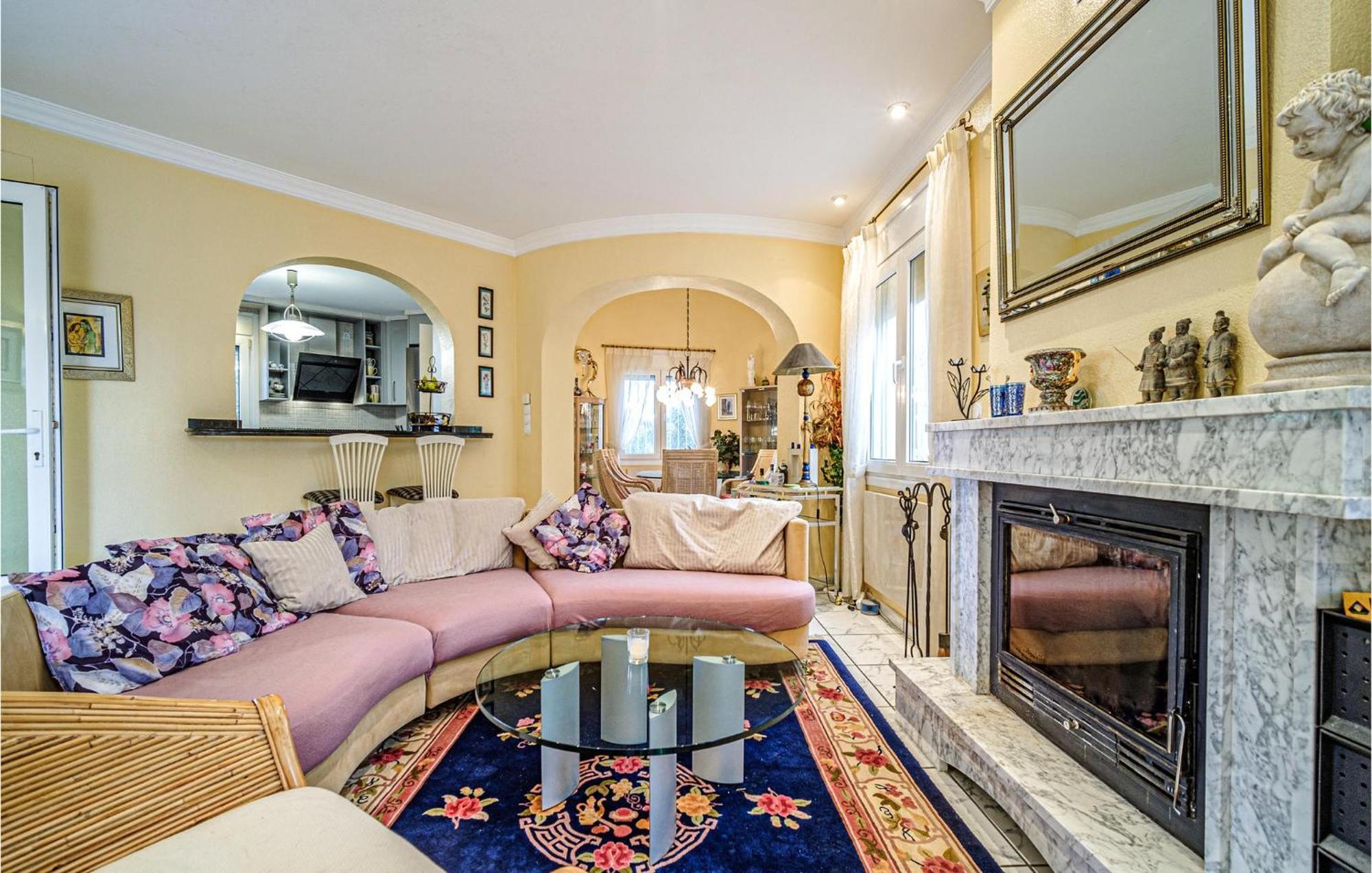 Beautiful Home In Oliva With Kitchen Luaran gambar